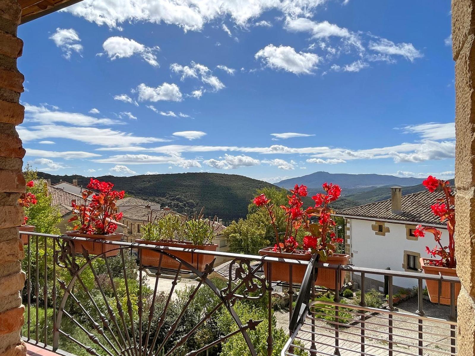 Casar Rural Lazkua I-Ii Vila Eraul Exterior foto